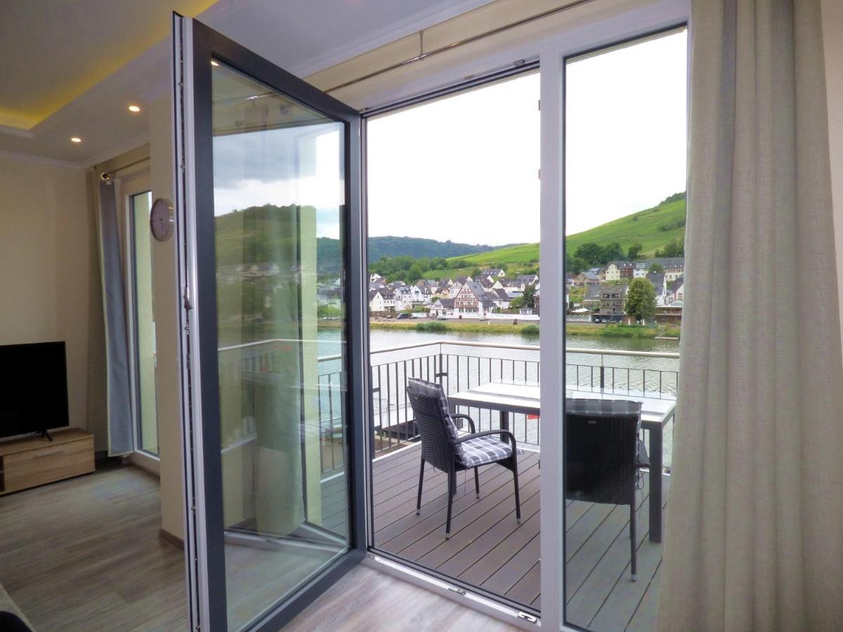 Ferienhaus Moselpromenade Zell an der Mosel Luaran gambar