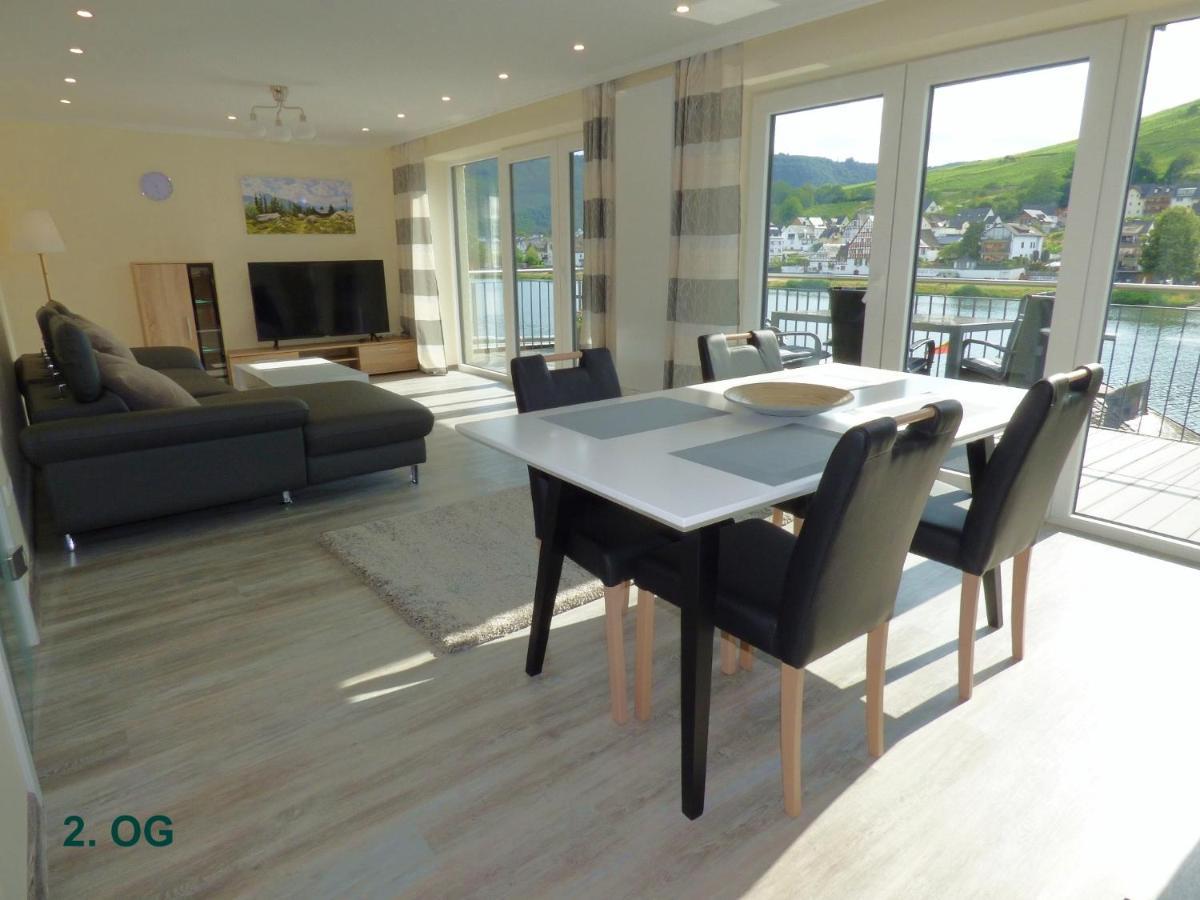 Ferienhaus Moselpromenade Zell an der Mosel Luaran gambar